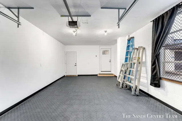 $529,900 | 300 North 7th Street, Unit 2 UPPER, Grand Haven, MI 49417