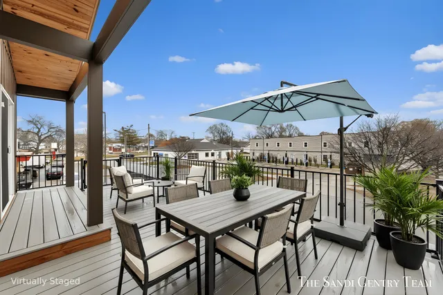 $529,900 | 300 North 7th Street, Unit 2 UPPER, Grand Haven, MI 49417