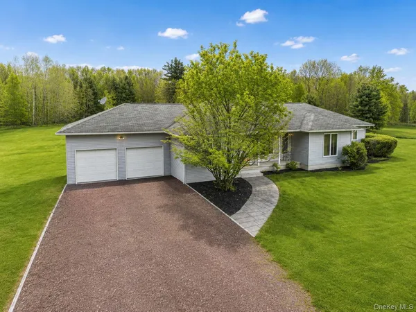 $595,000 | 354 Petticoat Lane, Bloomingburg, NY 12721