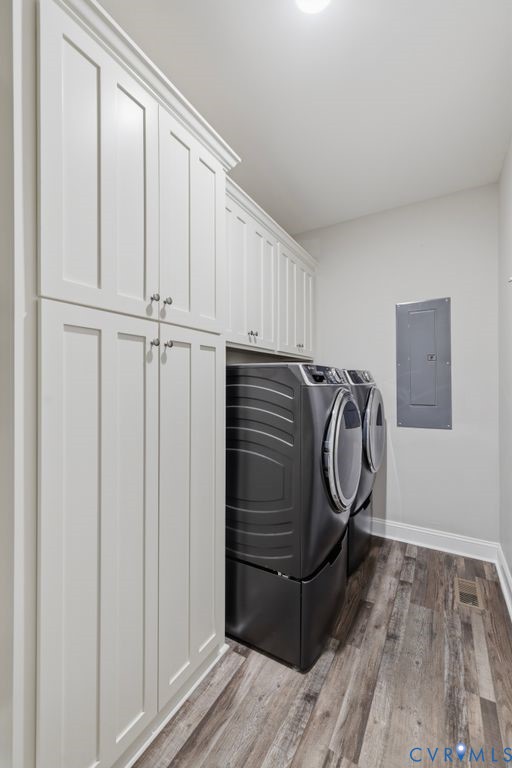 3259 Three Bridge Road Powhatan, VA 23139 - Photo 16 of 43 Laundry area featuring extensive white shaker cabi