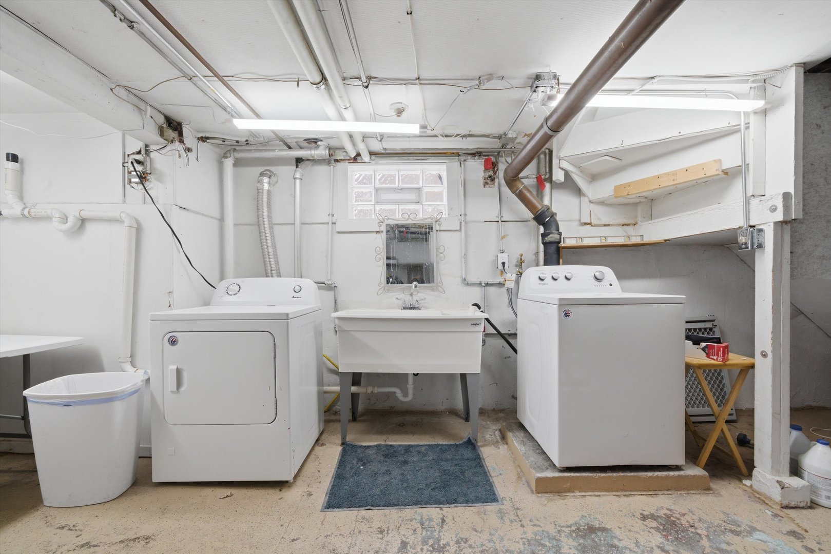 3941 North Mobile Avenue Chicago, IL 60634 - Photo 26 of 46 a utility room with dryer and washer