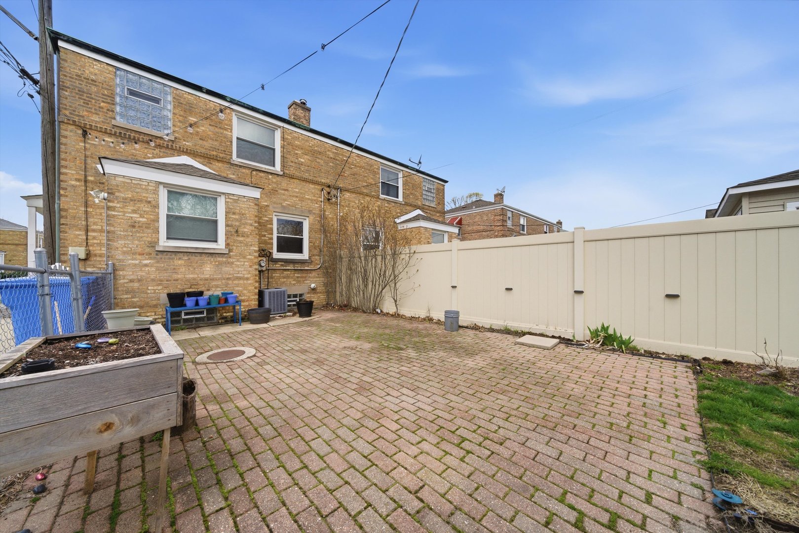 3941 North Mobile Avenue Chicago, IL 60634 - Photo 35 of 46 a front view of a house with a garage