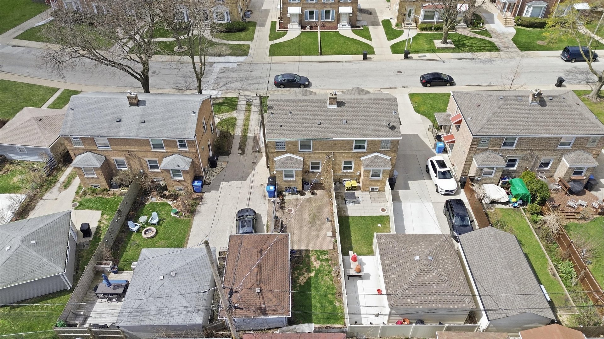 3941 North Mobile Avenue Chicago, IL 60634 - Photo 45 of 46 an aerial view of houses with outdoor space