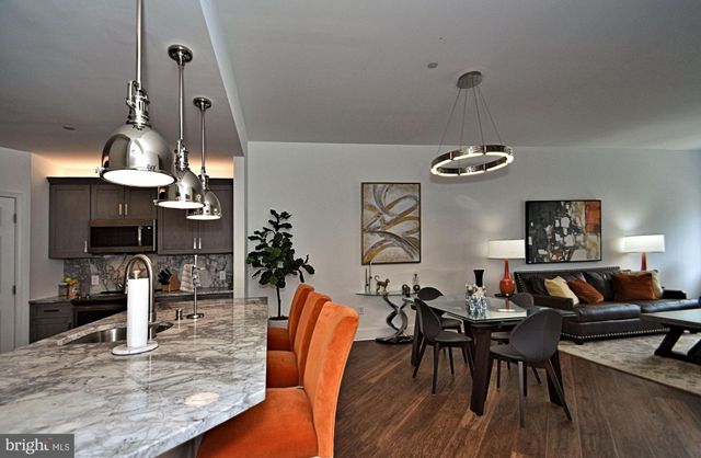 $445,000 | 1600 Arch Street, Unit 1220, Philadelphia, PA 19103