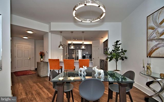 $445,000 | 1600 Arch Street, Unit 1220, Philadelphia, PA 19103