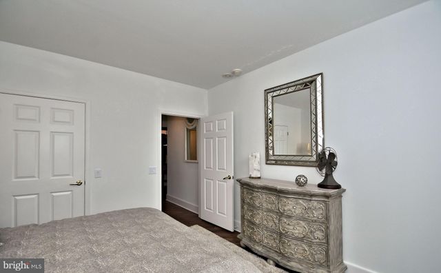 $445,000 | 1600 Arch Street, Unit 1220, Philadelphia, PA 19103