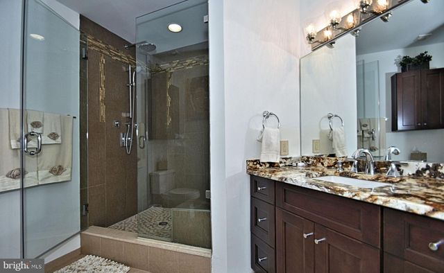 $445,000 | 1600 Arch Street, Unit 1220, Philadelphia, PA 19103