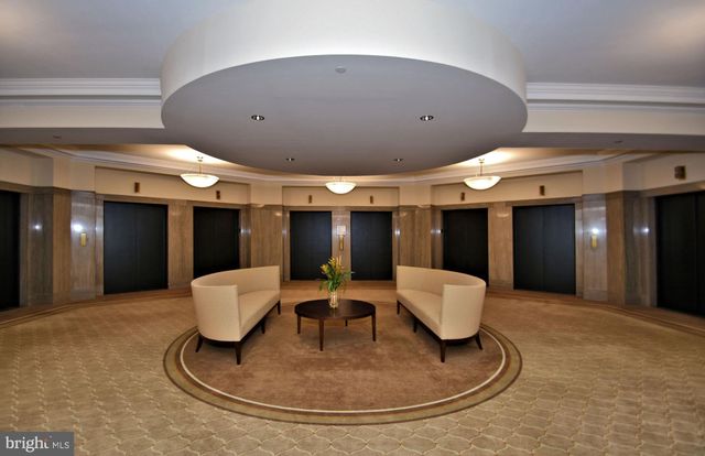 $445,000 | 1600 Arch Street, Unit 1220, Philadelphia, PA 19103