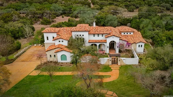 $2,900,000 | 11418 Anaqua Springs, Boerne, TX 78006