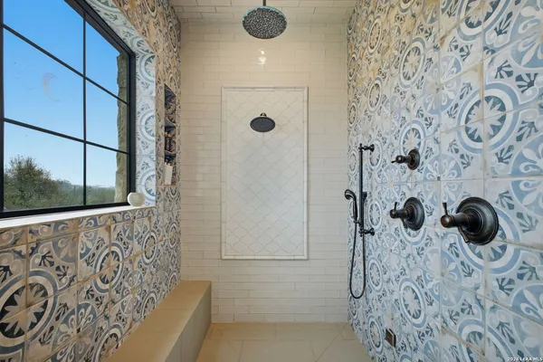 $2,900,000 | 11418 Anaqua Springs, Boerne, TX 78006