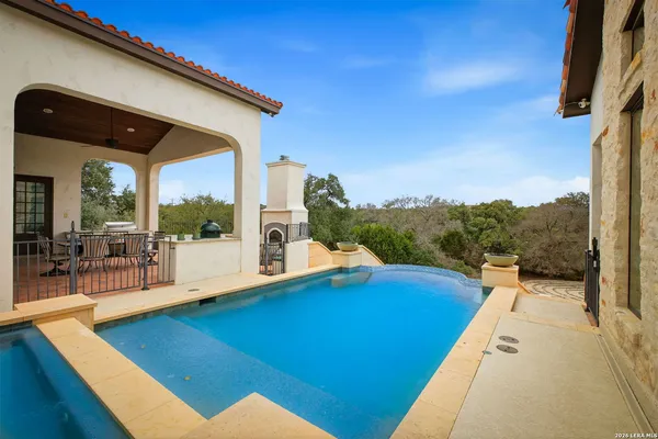 $2,900,000 | 11418 Anaqua Springs, Boerne, TX 78006