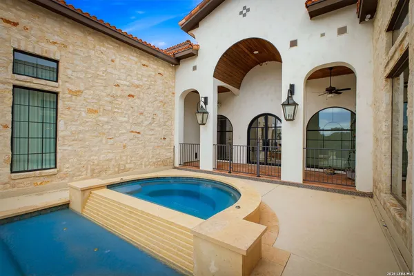 $2,900,000 | 11418 Anaqua Springs, Boerne, TX 78006