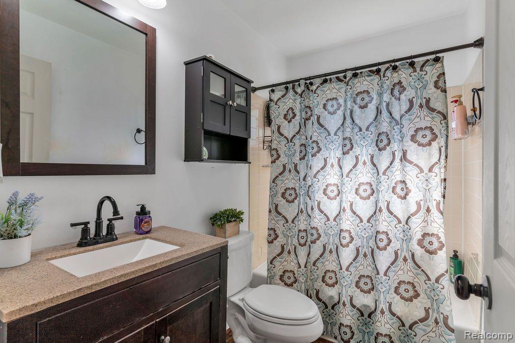 5477 North Seymour Road Flushing, MI 48433 - Photo 22 of 33 Gallery Image 22