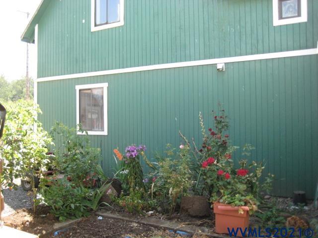 14182 Marion Road Southeast Turner, OR 97392 - Photo 11 of 31