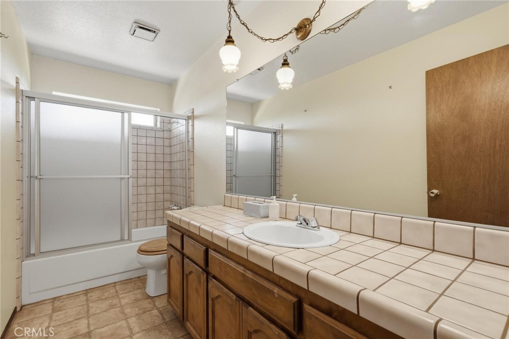 5727 Newland Road Paradise, CA 95969 - Photo 17 of 37