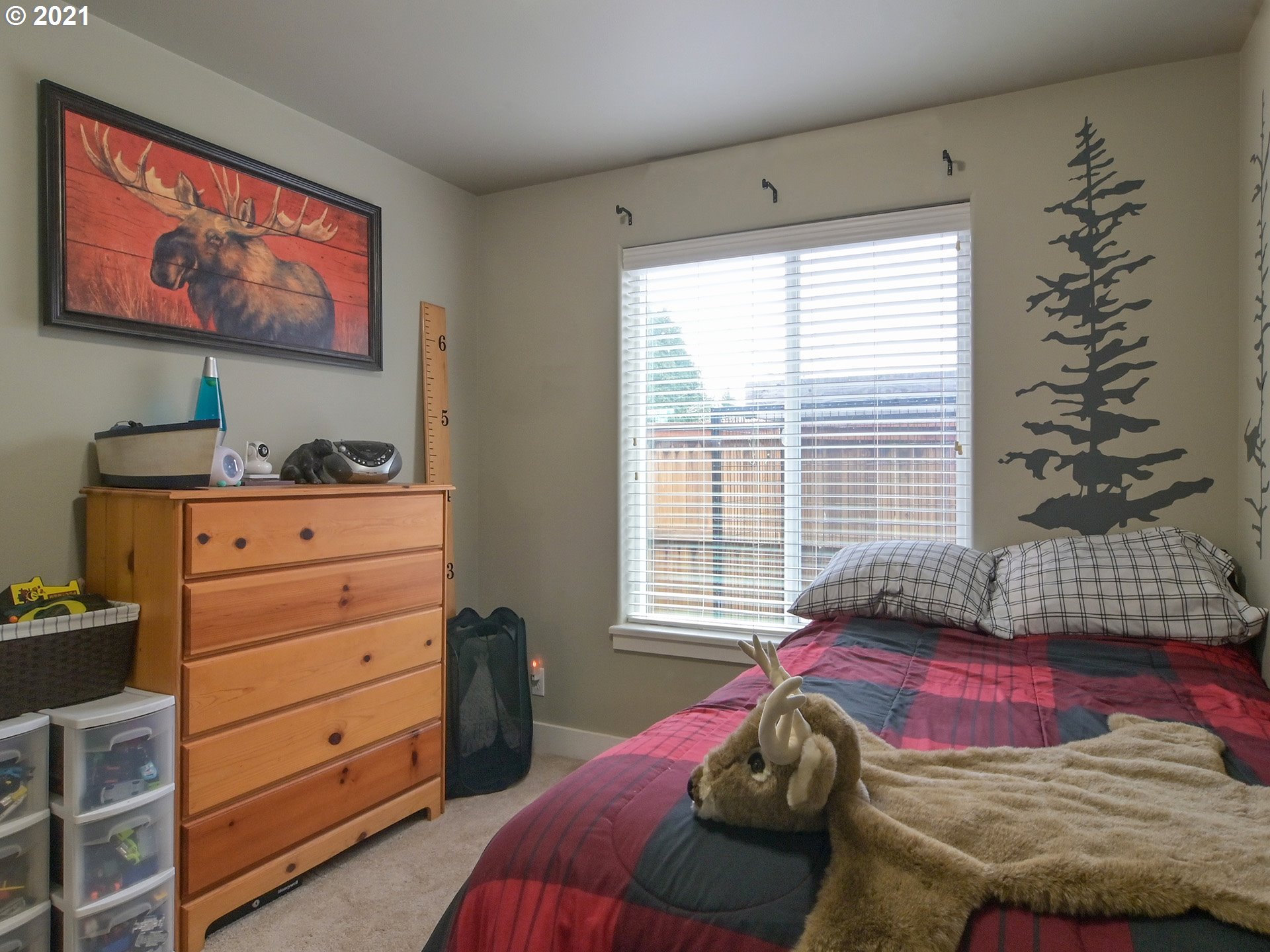 4064 Redwood Drive Springfield, OR 97478 - Photo 17 of 32 Gallery Image 17