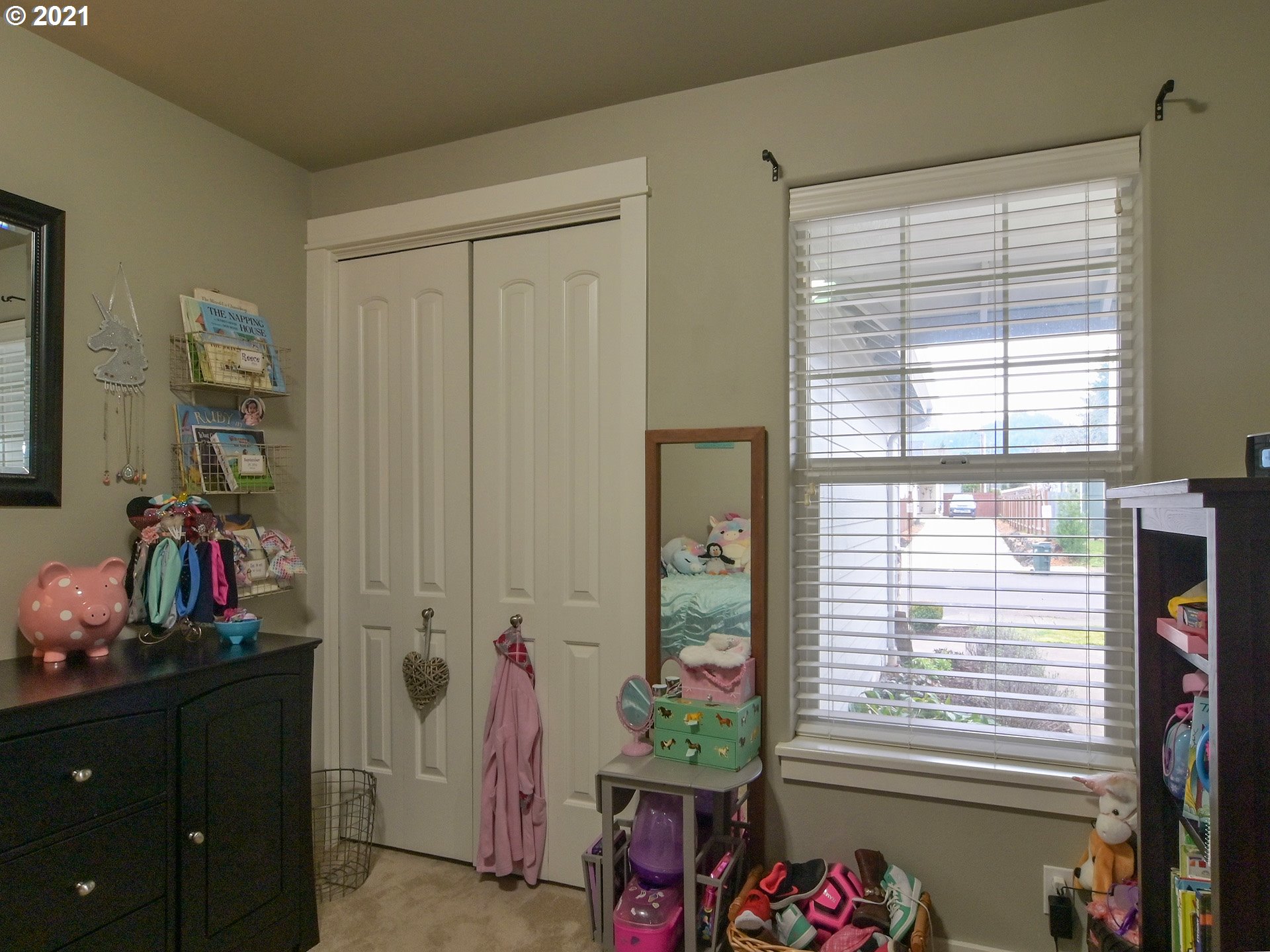 4064 Redwood Drive Springfield, OR 97478 - Photo 20 of 32 Gallery Image 20