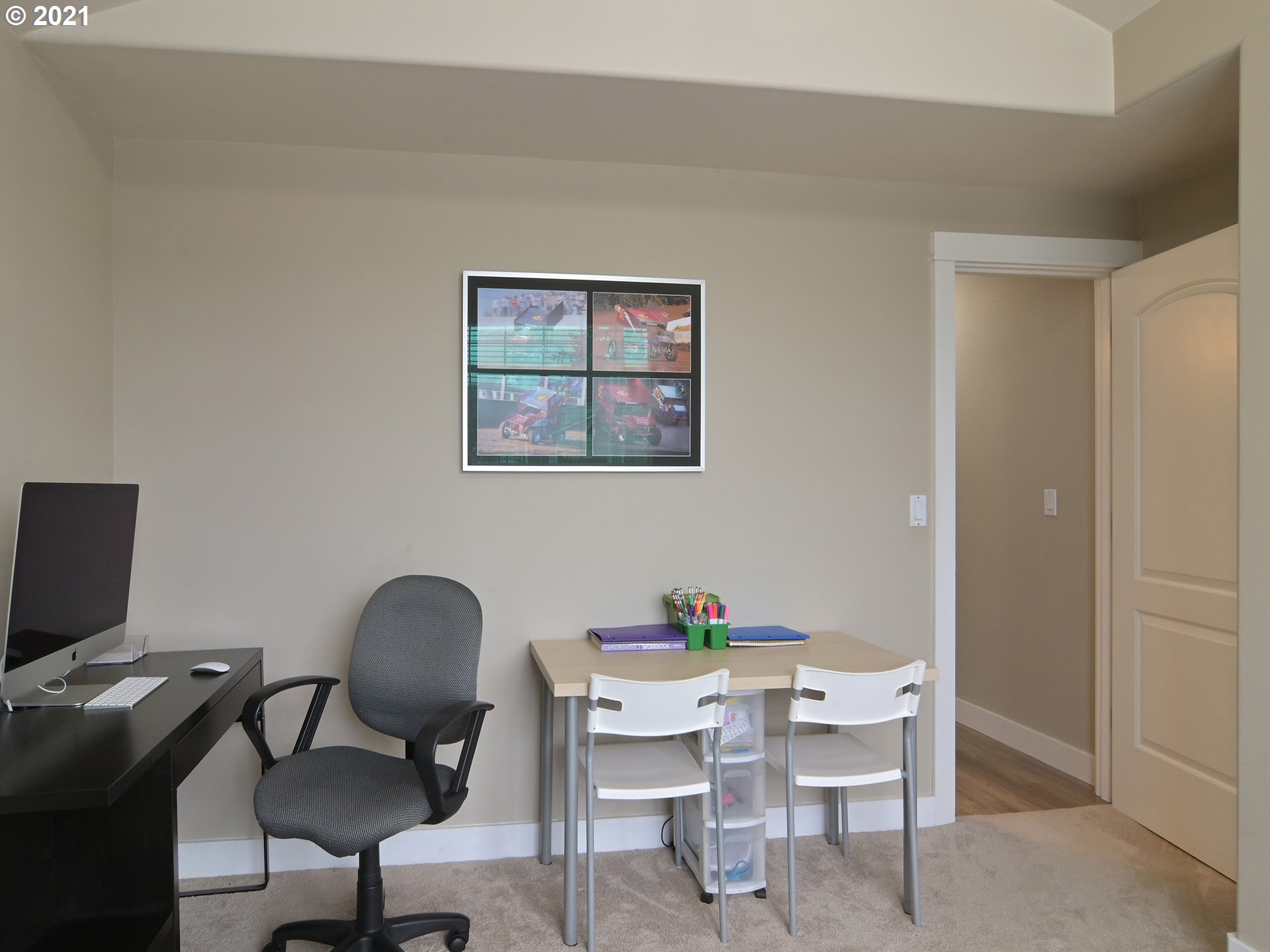 4064 Redwood Drive Springfield, OR 97478 - Photo 23 of 32 Gallery Image 23