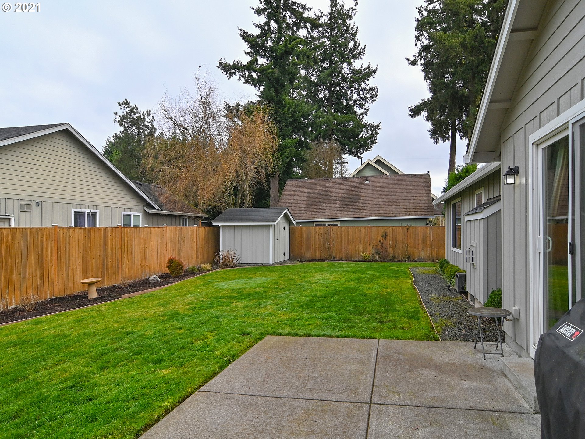 4064 Redwood Drive Springfield, OR 97478 - Photo 27 of 32 Gallery Image 27