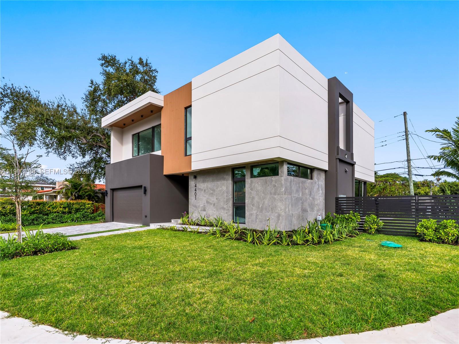 4401 Southwest 14th Street Miami, FL 33134 - Photo 2 of 27