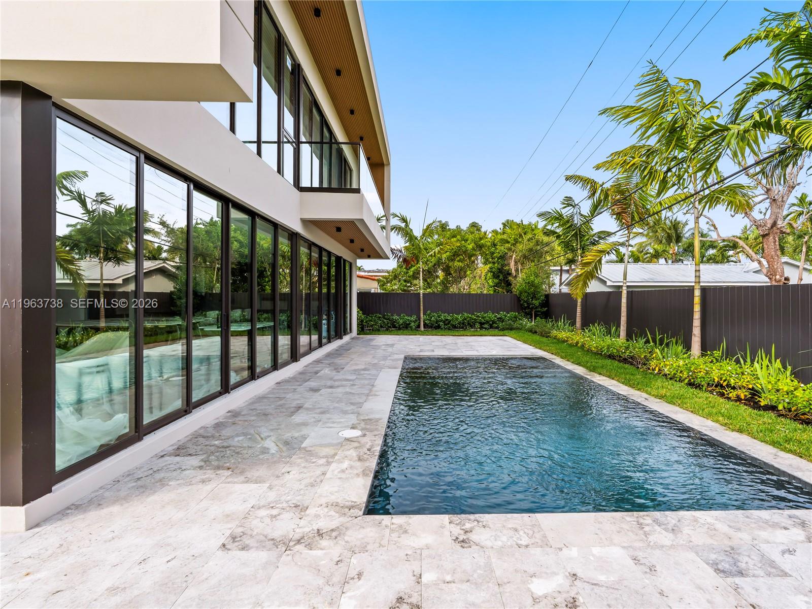 4401 Southwest 14th Street Miami, FL 33134 - Photo 23 of 27