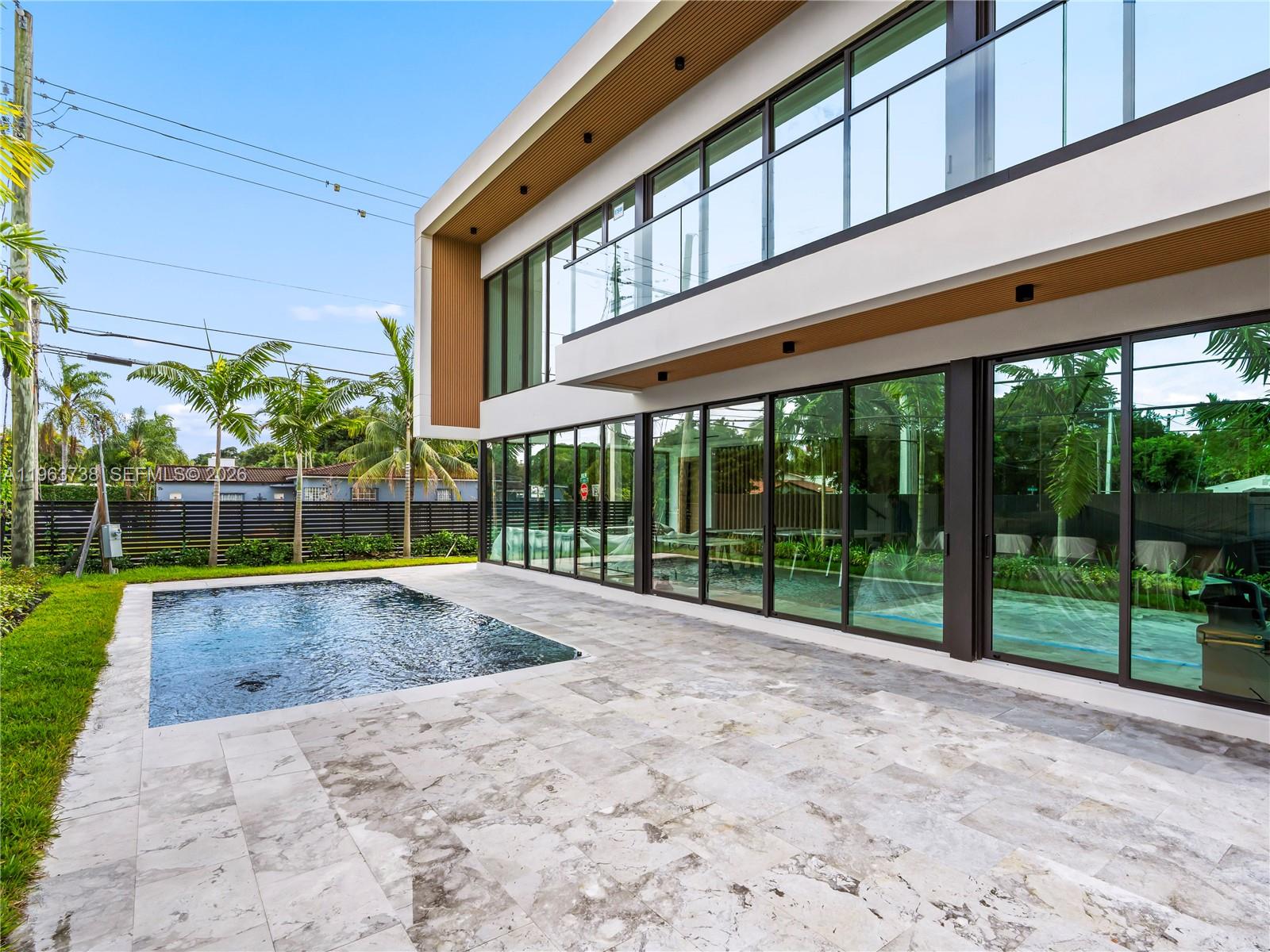 4401 Southwest 14th Street Miami, FL 33134 - Photo 24 of 27