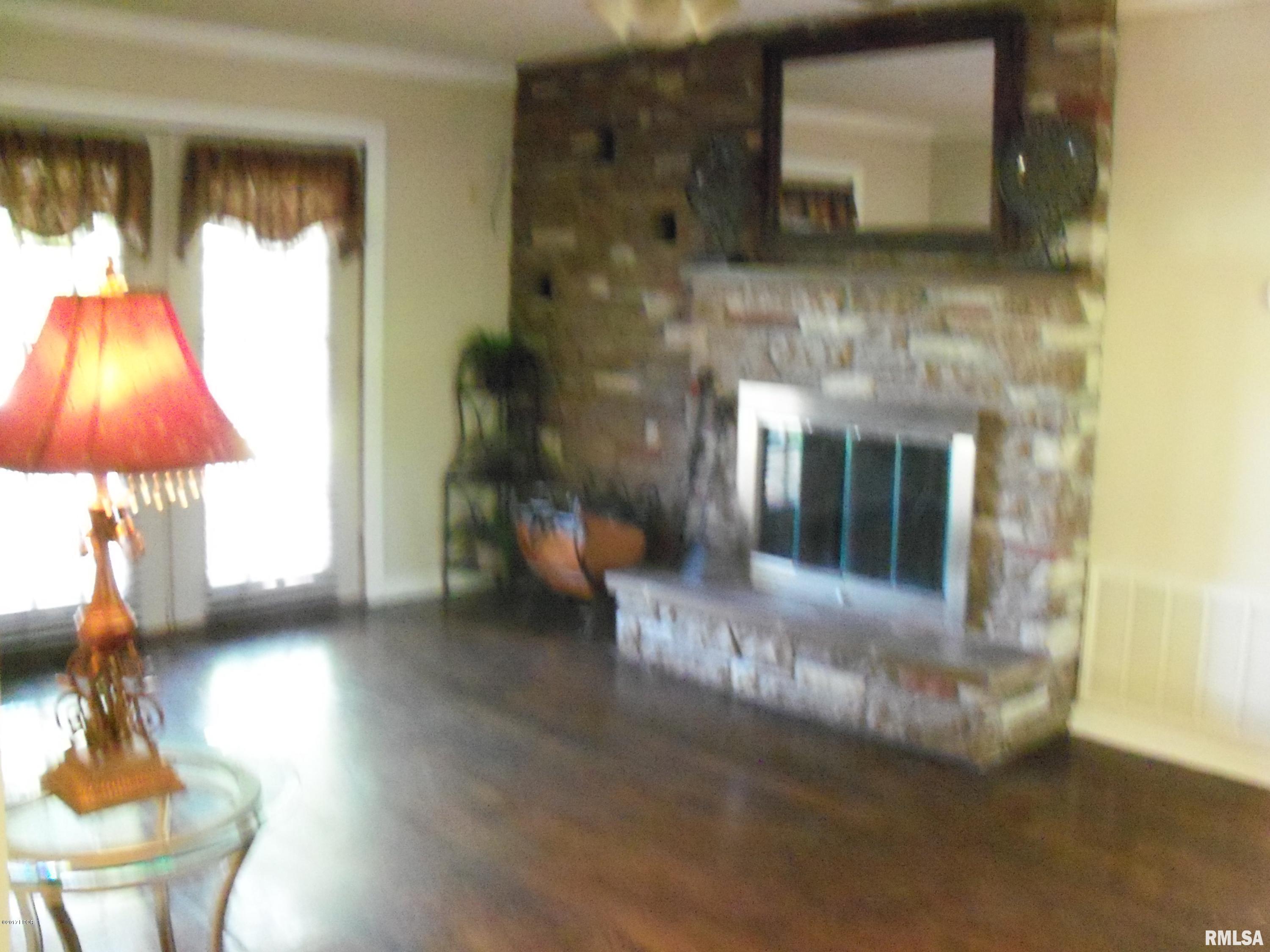 5714 Country Club Road Murphysboro, IL 62966 - Photo 8 of 17