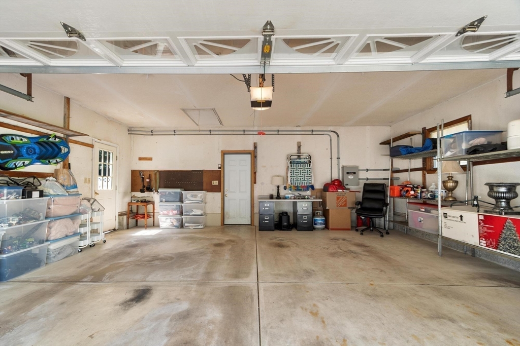 22 Northgate Road Tewksbury, MA 01876 - Photo 39 of 41 Gallery Image 39