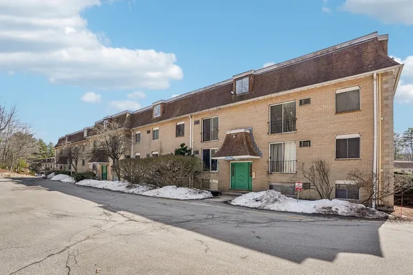 $177,000 | 208 Swanson Road, Unit 526, Boxborough, MA 01719