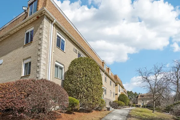 $177,000 | 208 Swanson Road, Unit 526, Boxborough, MA 01719