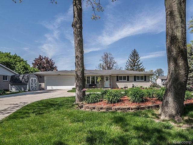 7176 Hatchery Road Waterford, MI 48327 - Photo 14 of 61 13_61.jpg