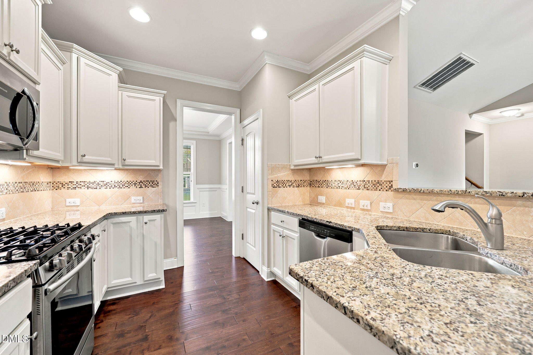 1025 Sky Wave Trail Raleigh, NC 27603 - Photo 12 of 54 Kitchen