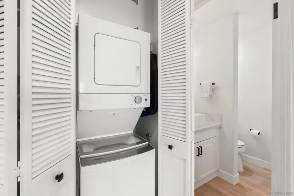 $1,749,000 | 435 South Sierra Avenue, Unit 115, Solana Beach, CA 92075