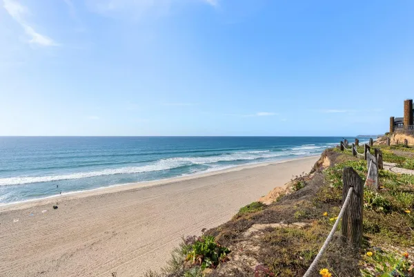 $1,749,000 | 435 South Sierra Avenue, Unit 115, Solana Beach, CA 92075