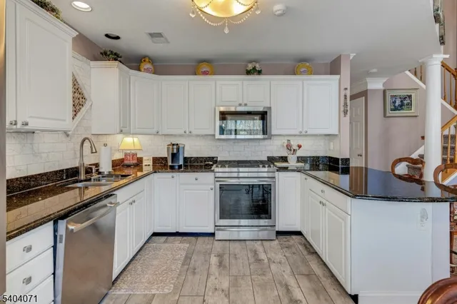 $769,000 | 82 Constitution Way, Bernards, NJ 07920