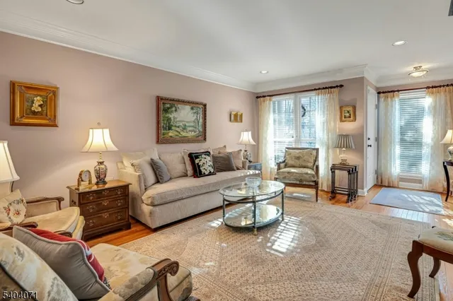 $769,000 | 82 Constitution Way, Bernards, NJ 07920