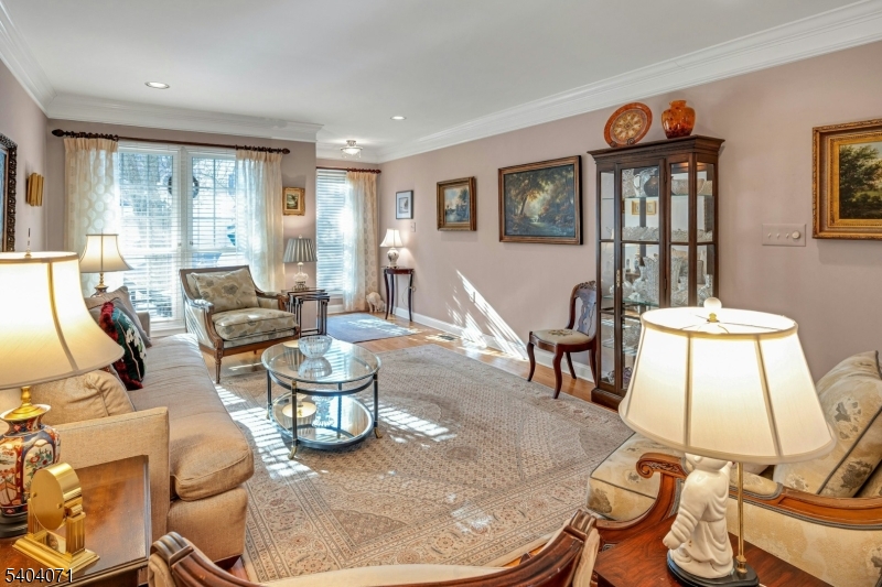 82 Constitution Way Bernards, NJ 07920 - Photo 6 of 35