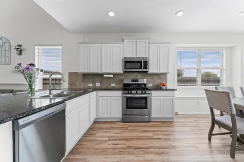$349,900 | 26003 Amber Pearl Drive, Richmond, TX 77406
