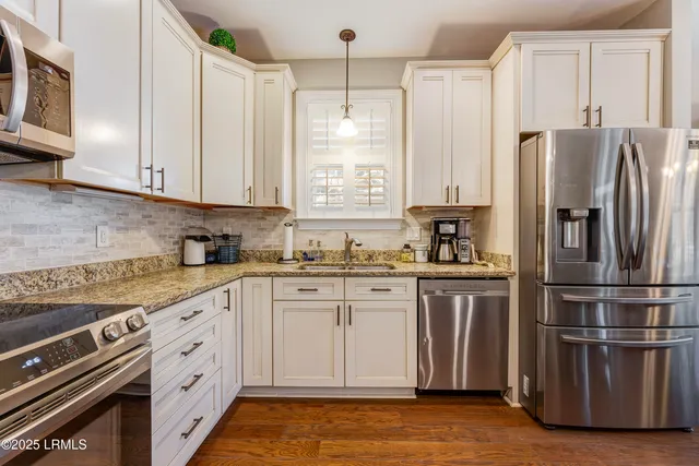 $723,000 | 39 Downing Drive, Beaufort, SC 29907