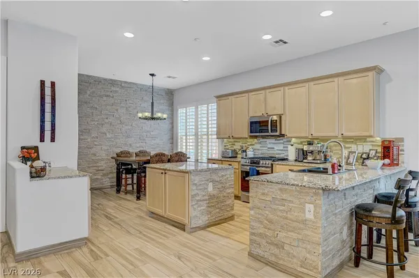 $789,000 | 2399 Winter Cliffs Street, Henderson, NV 89052