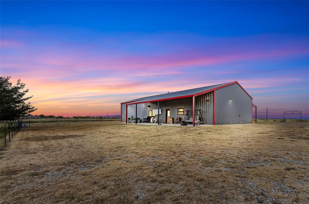 12880 North County Line Road Ponder, TX 76259 - Photo 32 of 39 Gallery Image 32