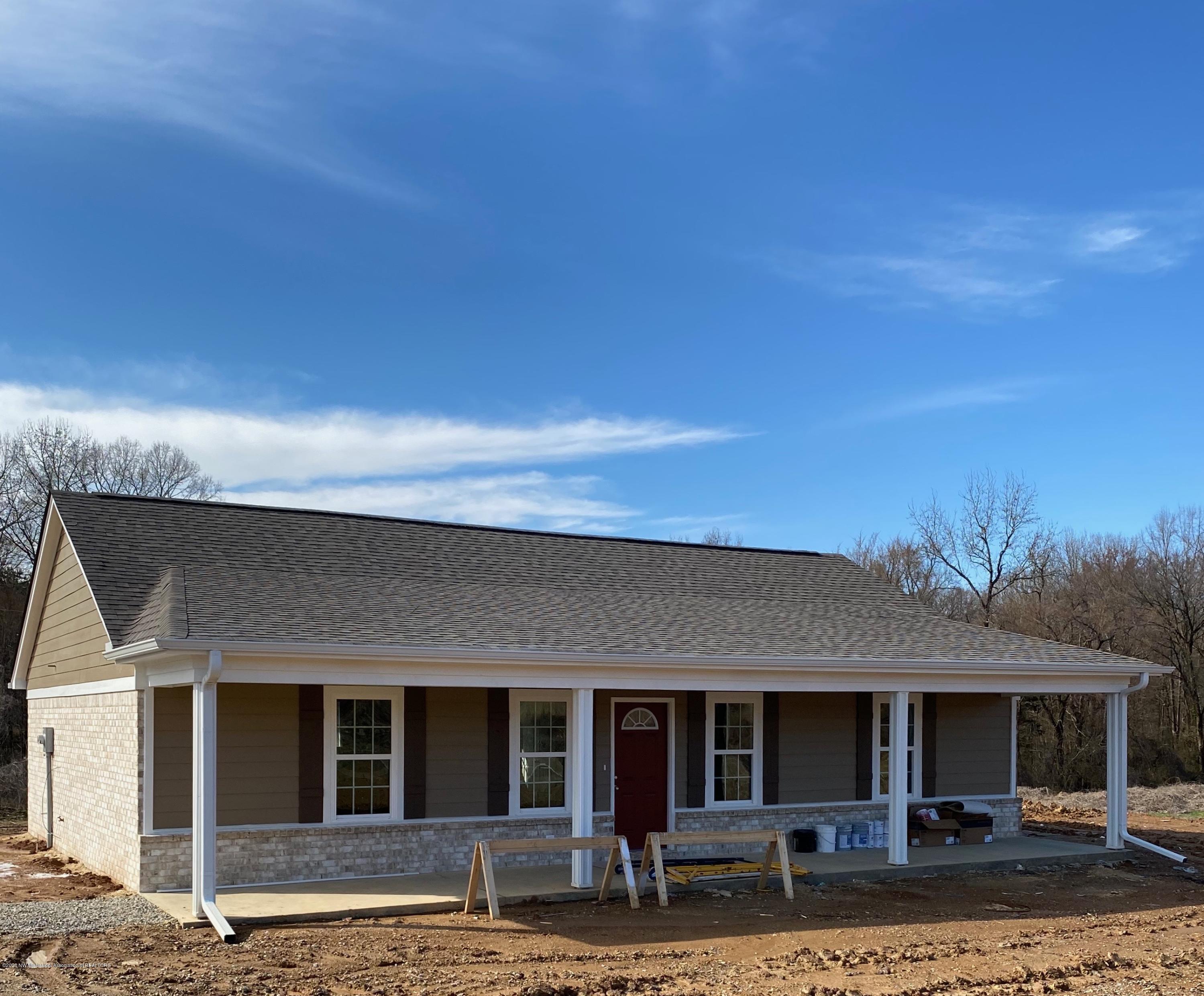 1372 South Red Banks Road Holly Springs, MS 38635 - Photo 1 of 7 IMG_1725