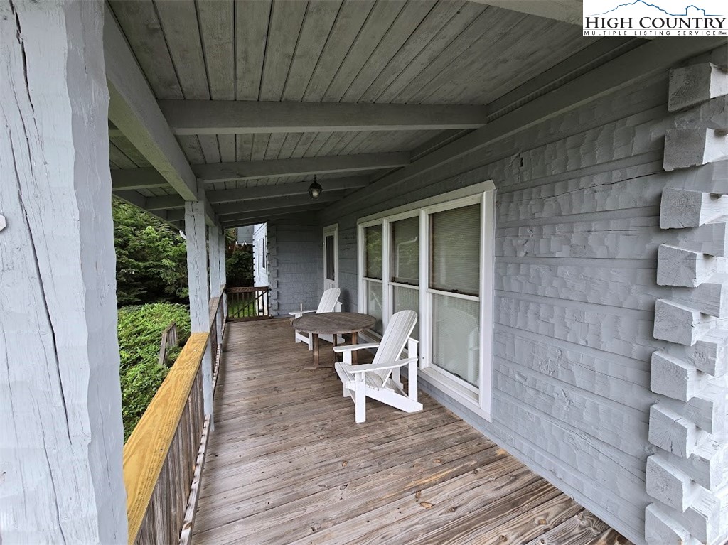 979 Wagon Road Warrensville, NC 28693 - Photo 7 of 50