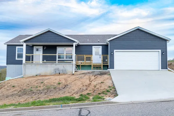 $330,000 | 1117 Darcy Drive, Hillsboro, WI 54634