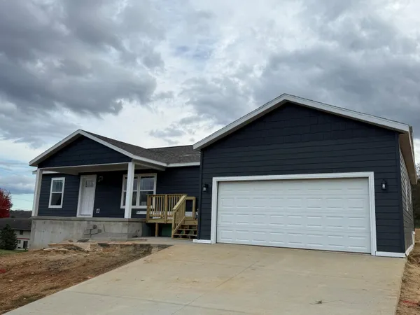 $350,000 | 1117 Darcy Drive, Hillsboro, WI 54634