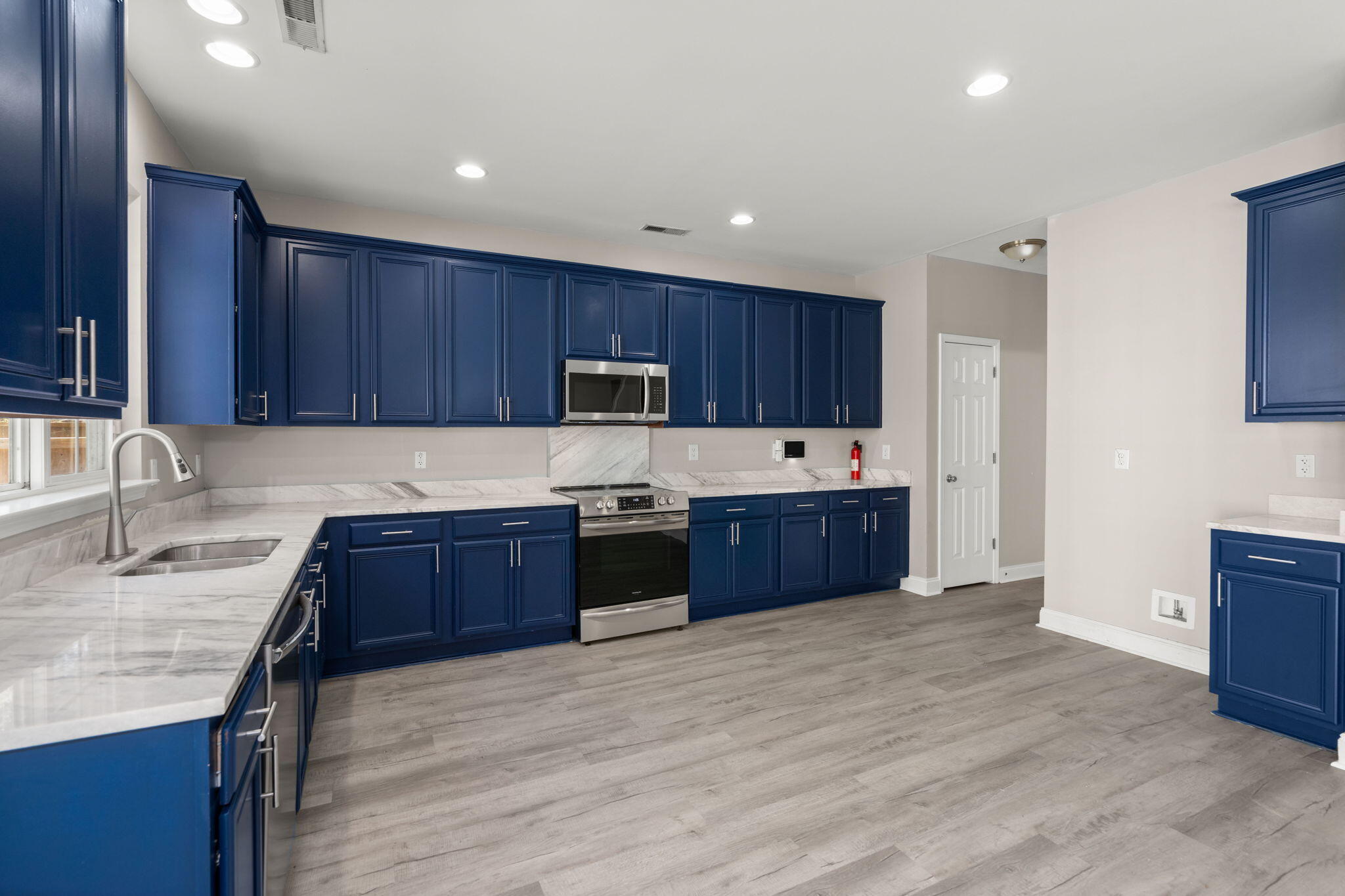 206 Woodbrook Way Moncks Corner, SC 29461 - Photo 13 of 29 13