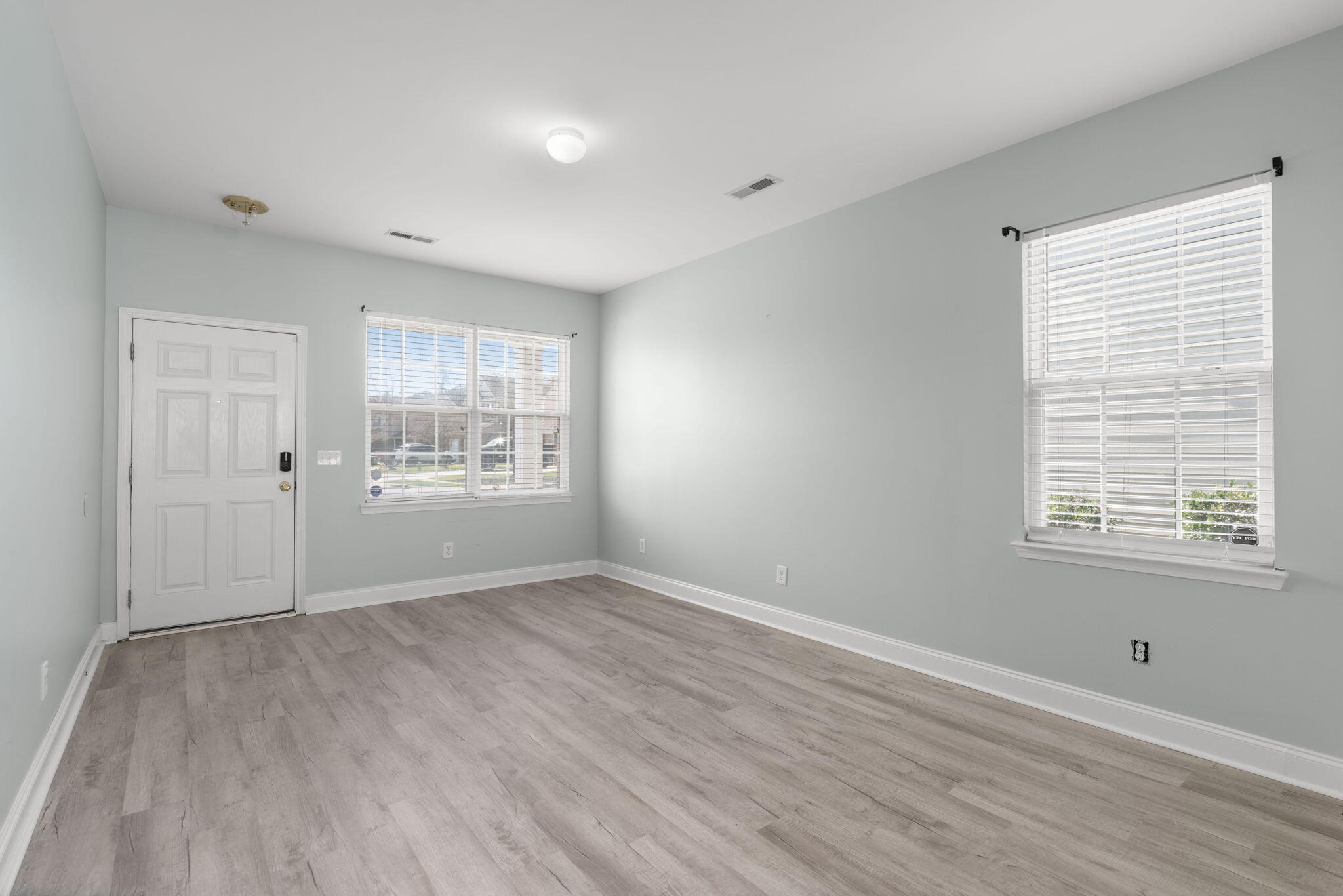 206 Woodbrook Way Moncks Corner, SC 29461 - Photo 6 of 29 6