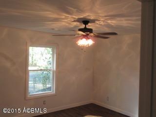 1320 State Rd S-7-504 Beaufort, SC 29902 - Photo 5 of 12 IMG_0356 (1)