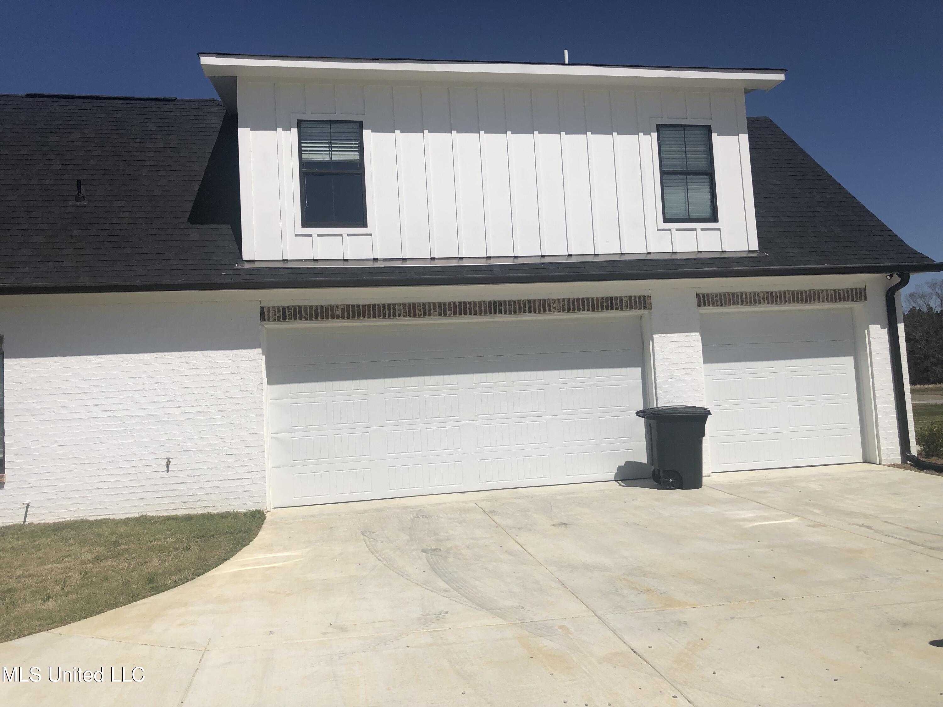 163 Stump Ridge Road Brandon, MS 39047 - Photo 3 of 36 Garage front - Copy
