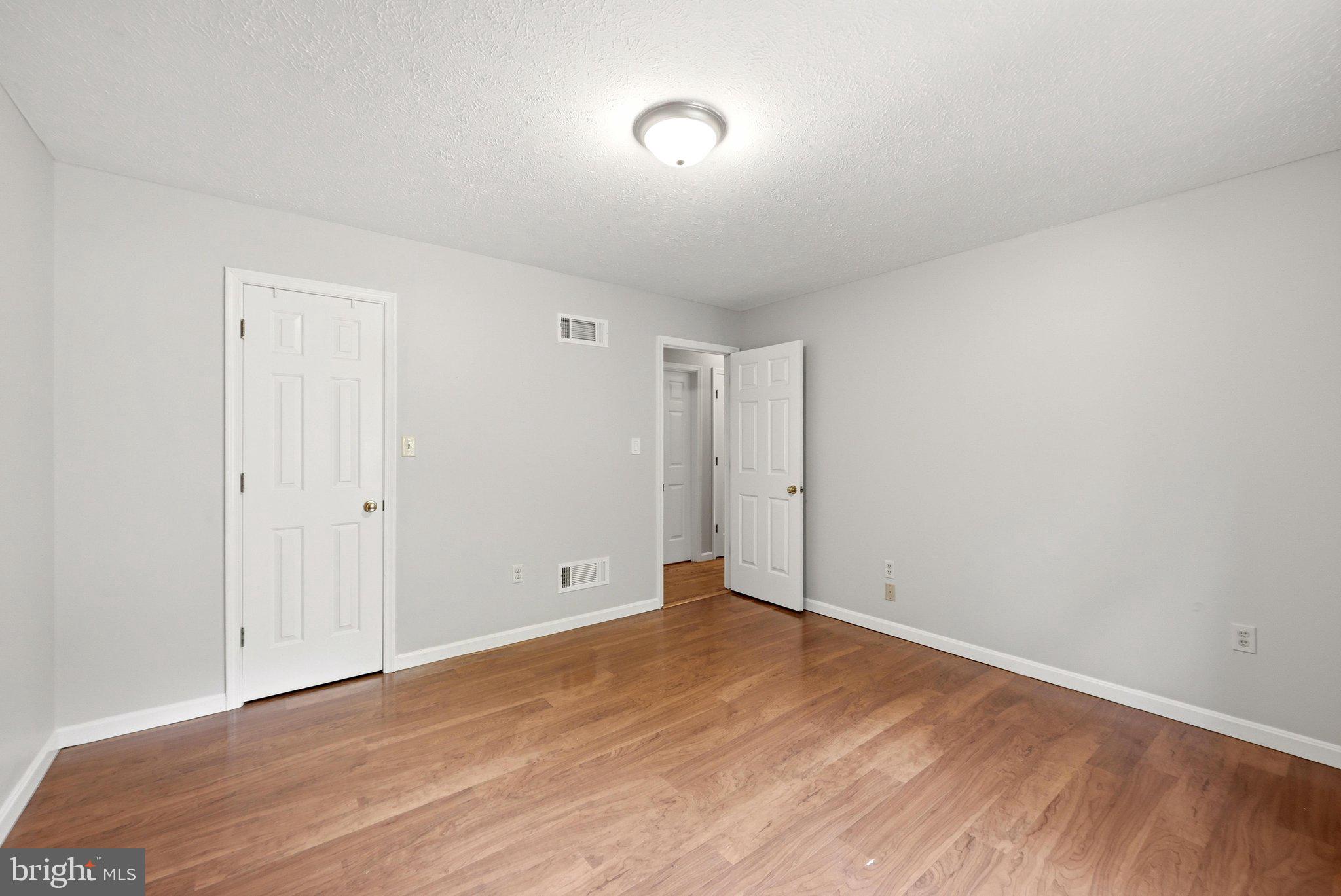 150 Holiday Road Cross Junction, VA 22625 - Photo 33 of 97